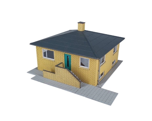 Hobbytrade 87291 Bungalow, yellow brick, H0